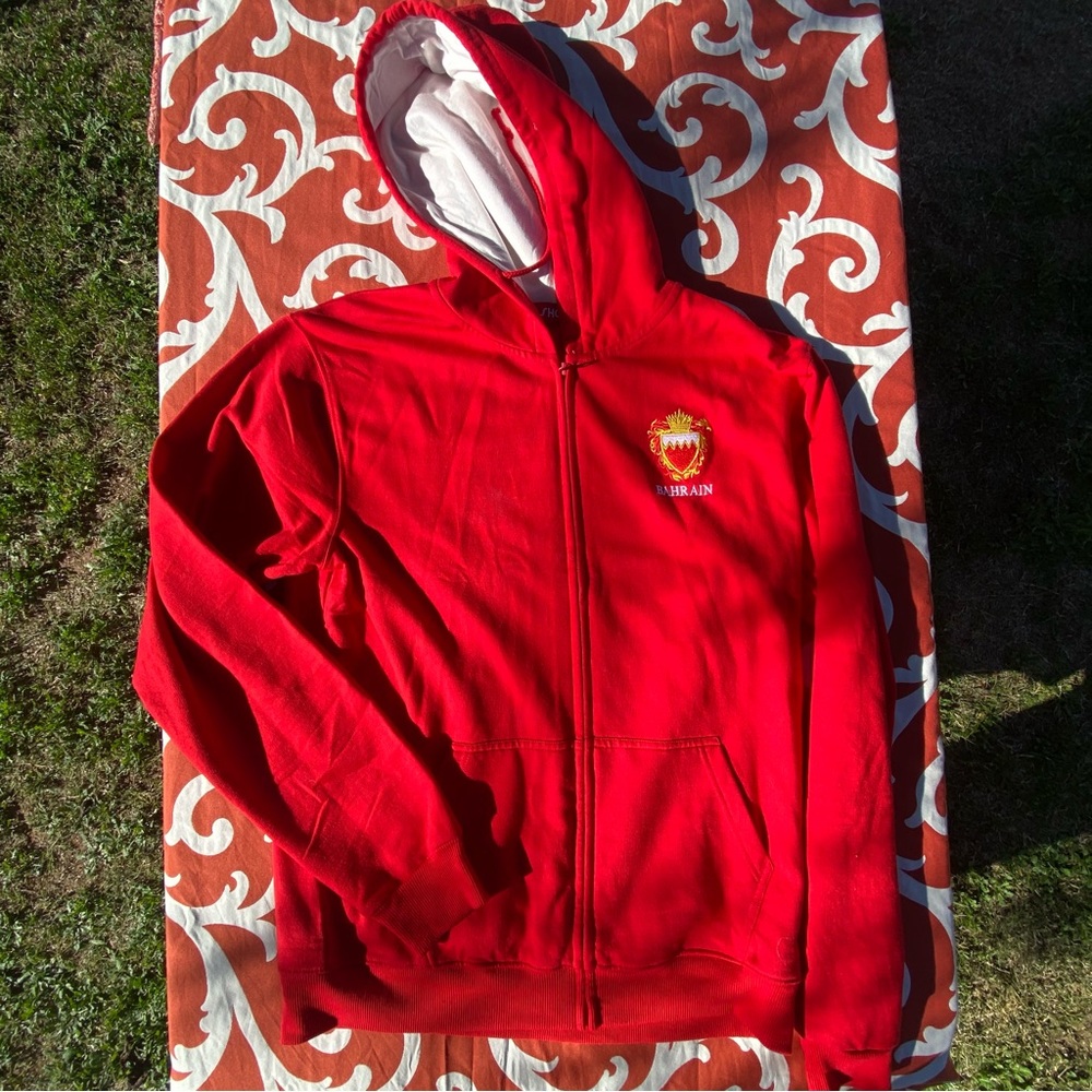 AShoor Bahrain Hoodie size XL